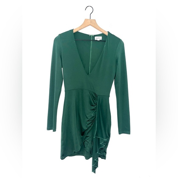 SUPERDOWN Martyna Deep V Dress in Emerald Size Small - Picture 3 of 13